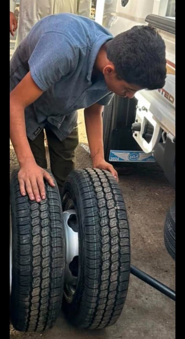 سلام عليكم
وصول حاويه ويل كوري ١٤  ثقيل ٤٥ كيلو الواحد

موجود الخمس فتحات طب صيني

تحوير ستدات ٢٧ الماني

تحويره ٦٠ الف كامل

يوجد تايرات ١٤ ريدز

ريداكس

باترس

لاسه

العنوان بغداد شيخ عمر 

***********منتظر البدري

توصيل كافت محفضات العراق
