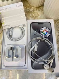 ايفون ١٥ برو ماكس • واتساب • ماسنجر