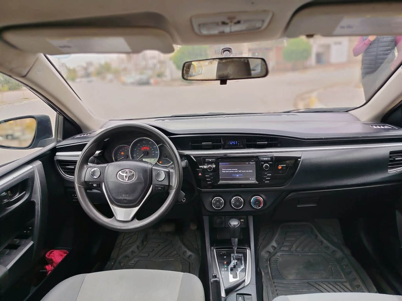 السلام عليكم 
كورلا موديل ٢٠١٤ بها خمس قطع صبغ اشويه راس شاصي معمر طرق سائق بعد كل جسم سياره بشرط 
 كير محرك شرط بدون اي عيب رقم سنويه جديد لحد ٢٩
سعر ١٠٢ 
رقم موبايل *********** كركوك, العراق
