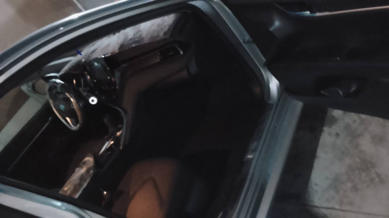 كامري للبيع او مراوس حسب قناعة
مواصفات..le
2023
ضرر بس جاملغ خلفي  طرف سائق ب
ماشيه45ml
مكان كركوك تازة خورماتو
تفاصيل عل واتساب فقط 
***********
سعر 220
