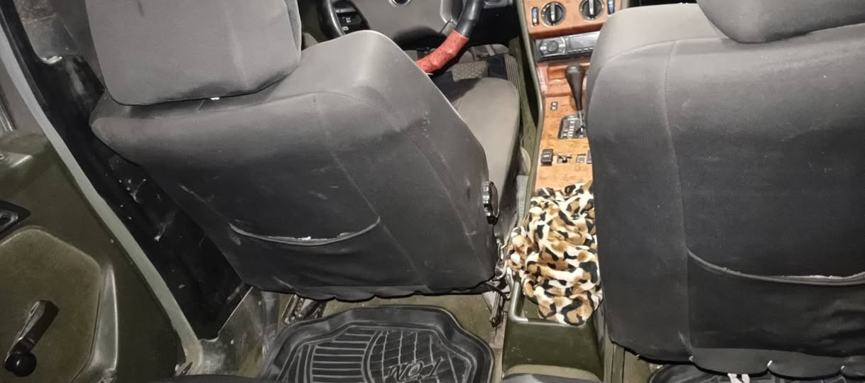 السلام عليكم
مارسيدس دب موديل 1986

سنويه عضم نينوى 

صبغ عام محور كابريته قراض موجوده عمكبوت 

سياره حلوه


**إذا كنت صاحب هذا الإعلان وتريد حذفه لأي سبب، رجاءا أرسل رسالة إلى الدعم الفني**