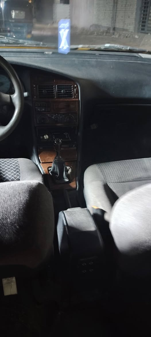 سلام عليكم
‏2015  ;بيجو بارص 

صبـغ 💫    
فقط  (دواير خلفيه ) 
ولا تبديل ⛔️
ولا تعديل ❇️

النوع : ‏ بيجو بارص ✔️✔️
اللون : ‏أصفر 💛.

سنة الصنع : 2015 💵💰
الحاله : مُمتَــٰـازَة جداً ✔️
السياره باسمي رقم جديد الانكليزي مصفره هيئة وغرامات وهزه جديده السنويه 2031 

للاتصال *********** 
💰سعره. _____ 44💸
بيها مجال بسيط 

سيارة حلوة ونظيفة جديدة   
محرك جديد لا تبخير ولا تنقيص 
كهربائيات كلها شغاله بشرط 
دينار مصرف عليها 
 تايرات نظيفه جدا 

مكاني بغداد الأمين 🏡🏠
 
____________
