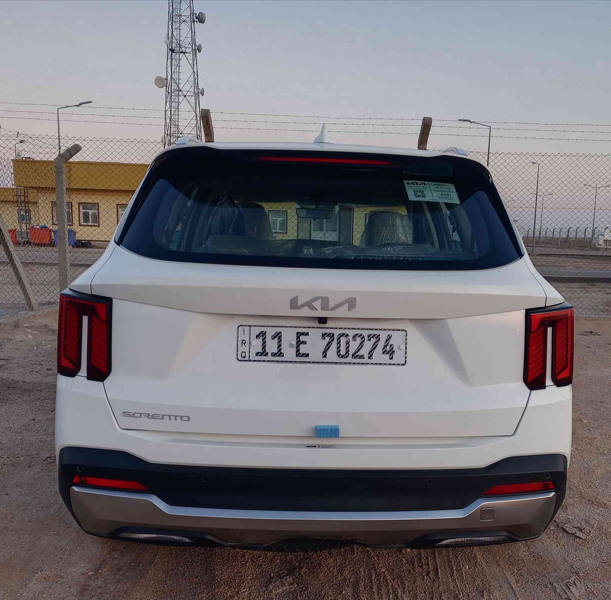 سورينتو ٢٠٢٤ للبيع
مكاني الناصرية 
للاستفسار ***********
مواصفاتها 
🟠 خليجي بأسمي
🟠 موديل 2024
🟠 حجم المحرك 4 سلندر  2.5L 
🟠 مرتبط بناقل حركة أوتو 6 نمر
🟠 مفتاح التشغيل بصمة 
🟠 تشغيل عن بعد 
🟠 فتح الصندوق كهرباء 
🟠 دفع ثنائي FWD 
🟠 اريل نفكيتر 
🟠حساسات أمامية 
🟠حساسات خلفية 
🟠لايت زينون + LED 
🟠 كشافات 
🟠 بك لايت LED 
🟠 قبضات أبواب من الألمنيوم
🟠 دخول بصمة ذكي 
🟠 حجم الاطار 235/55/19
🟠 ويل كب 19
🟠 4 دسك
🟠 حساسات ضغط الاطارات 
🟠 اشارة في المرايا الجانبية 
🟠 المرايا قابلة للطي كهرباء 
🟠 ماسحة خلفية 
🟠عدد AIR BAG 2
🟠 كير عصا 
ABS 🟠
🟠 دشبول شاشة ديجيتال 
🟠 شاشة Apple Car play 
🟠 كاميرا دوارة  
🟠 مقود جلد حياكة  
🟠 مثبت السرعة Cruise 
🟠 المودات والاوامر الصوتية 
 Bluetooth 🟠
🟠شاحن هاتف Wireless 
🟠مخرج منفذ الطاقة 
🟠فحص نظام السيارة 
🟠 انارة داخلية LED محيطية 
🟠تتسع المقصورة ل 7 ركاب
🟠المقاعد مخمل لون أبيض 
🟠حركة المقعد سائق كهرباء 
🟠تجاوي متحركة 
🟠 الايزو فكس ISOFIX 
🟠 تبريد شاشة لمس مناخين منفصلين 
🟠 3 قطع تبريد 
🟠 أوضاع القيادة Drive Mode 
🟠 نظام مانع الانزلاق 
🟠 نظام نزول المنحدرات 
🟠حاملات الأكواب 
🟠 تطعيم الدواخل ألمنيوم
السعر ٢٨٠
