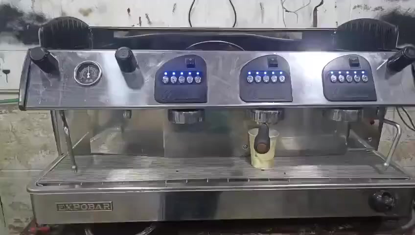 ماكينه اكسبوبار للبيع 👌🏻🔥
للاستفسار 01225733999


**إذا كنت صاحب هذا الإعلان وتريد حذفه لأي سبب، رجاءا أرسل رسالة إلى الدعم الفني**