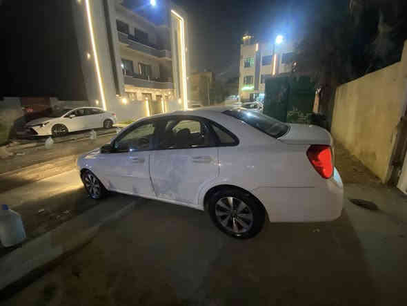 السلام عليكم
اوبترا موديل 2012
مواصفات الاوبترا المعروفة 
تخم ويل كب 
الارضية مغلفة جلد
بيها جاملغ امامي عكس السايق مبدل
و جاملغ خلفي عكس السايق معدل بارد
جاهزة شغل وتوكل ترايك ١٠٠ كيلو
السعر (80)  
بغداد
***********
