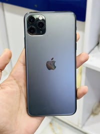 آيفون ١١ برو ماكس • ٢٥٦ • بطاريه ٩٥