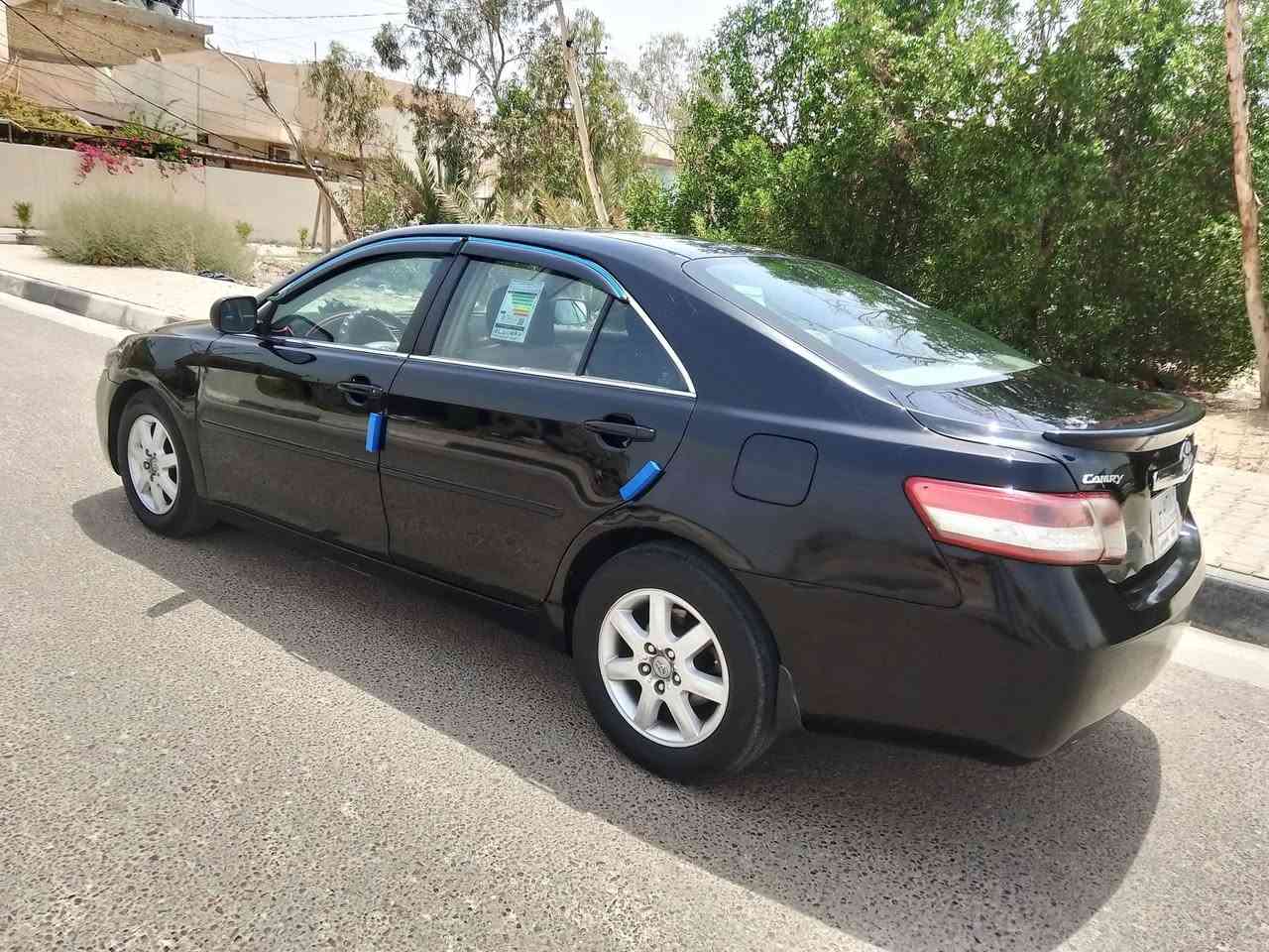 السلام عليكم سياره كامري موديل 2009 وارد امريكي السيا سياره جاهزه جير محرك تبريد حداديه سياره بها فتحه سقف سعر السياره 87 وبيها مجال بسيط مكان السياره كربلاء رقم الهاتف ***********
