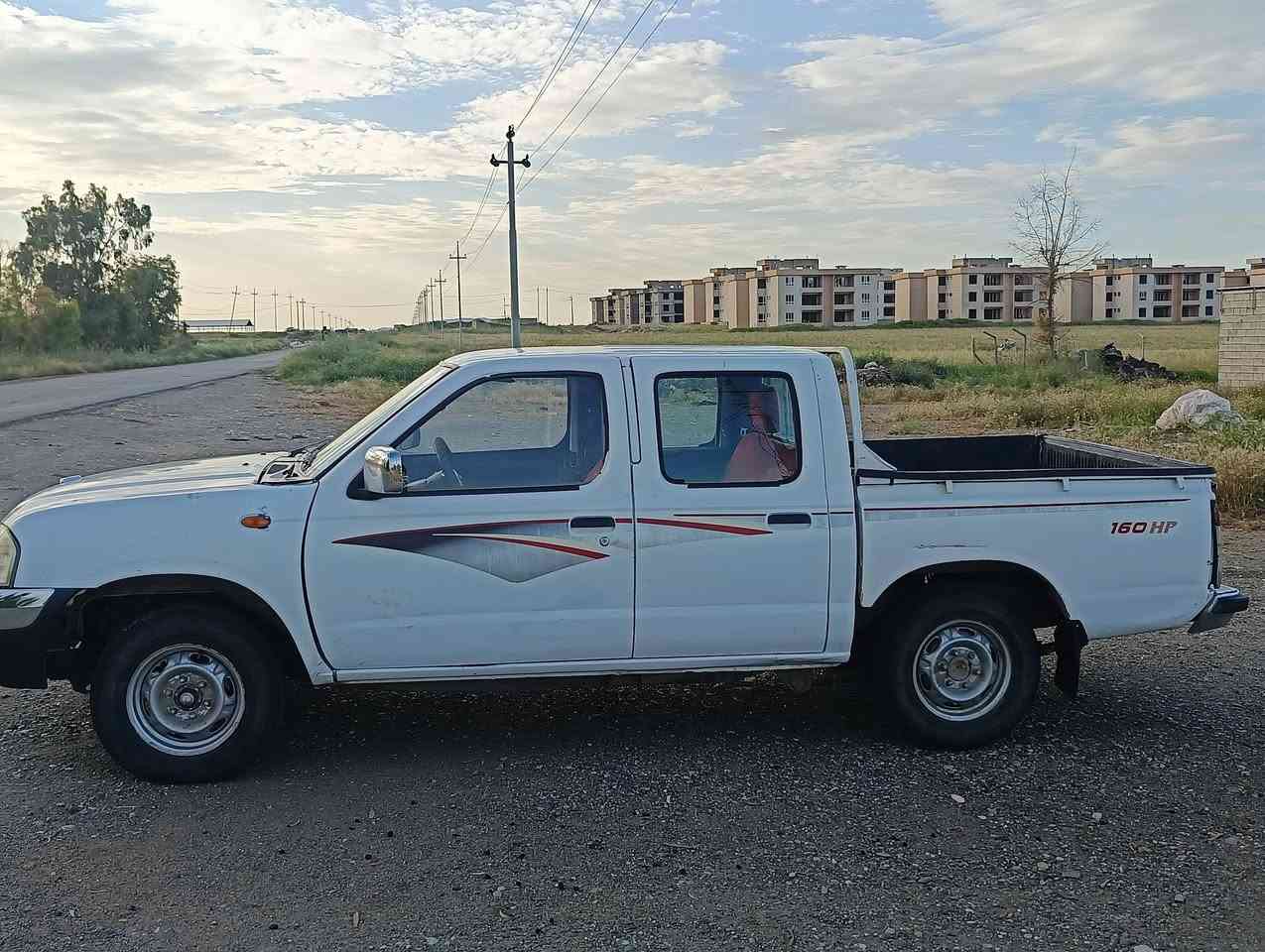 پیکاب نیسان مۆدێل 2013 شانسی لیزەری دووبەی گێڕومەکینەوئەکسل بەشەرت بێدەعم و بێلێدران بێ سبوغ کارەبای گشتی مەزبوت سعری 59گڵاویەک تۆزێک مەجال ***********ژ.م***********ناونیشان چەمچەماڵ
