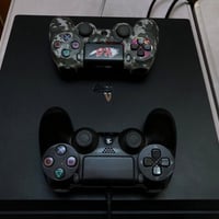 بلي 4 برو 1T اونلاين نضافه فولل استخدام منزلي  ويا قرص Gta ويدات 2 وشف...