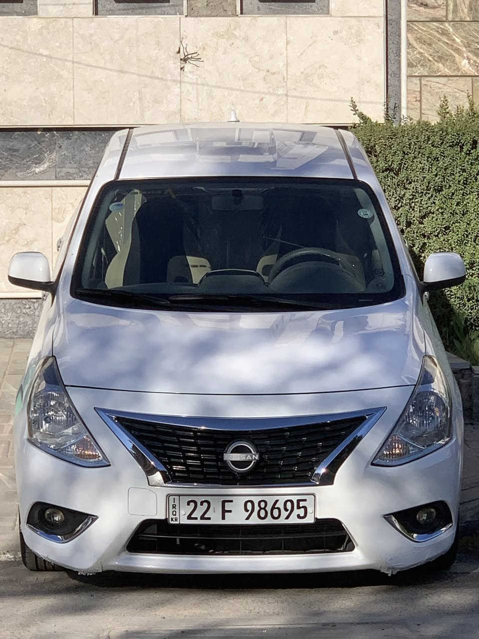 السلام عليكم 
نيسان سني هندي  2024 ضمان شركه السور  بليته الزركه السياره كفاله عامه باسمي ابيع ت ويل فقط وكاله ما اسوي الهزه مالتها جديد وبعدها ما نافذه 
                      ( السياره كفاله عامه )
عداد المسافه 39000 شاشه كامره تحكم ستيرن مدوشمه ارضيه وصندوك وكشنات تبريد ثلج السياره كفاله عامه من كلشي مكاني بغداد البنوك 
السعر : 125$ وبيها مجال بسيط 
للاستفسار : ***********
