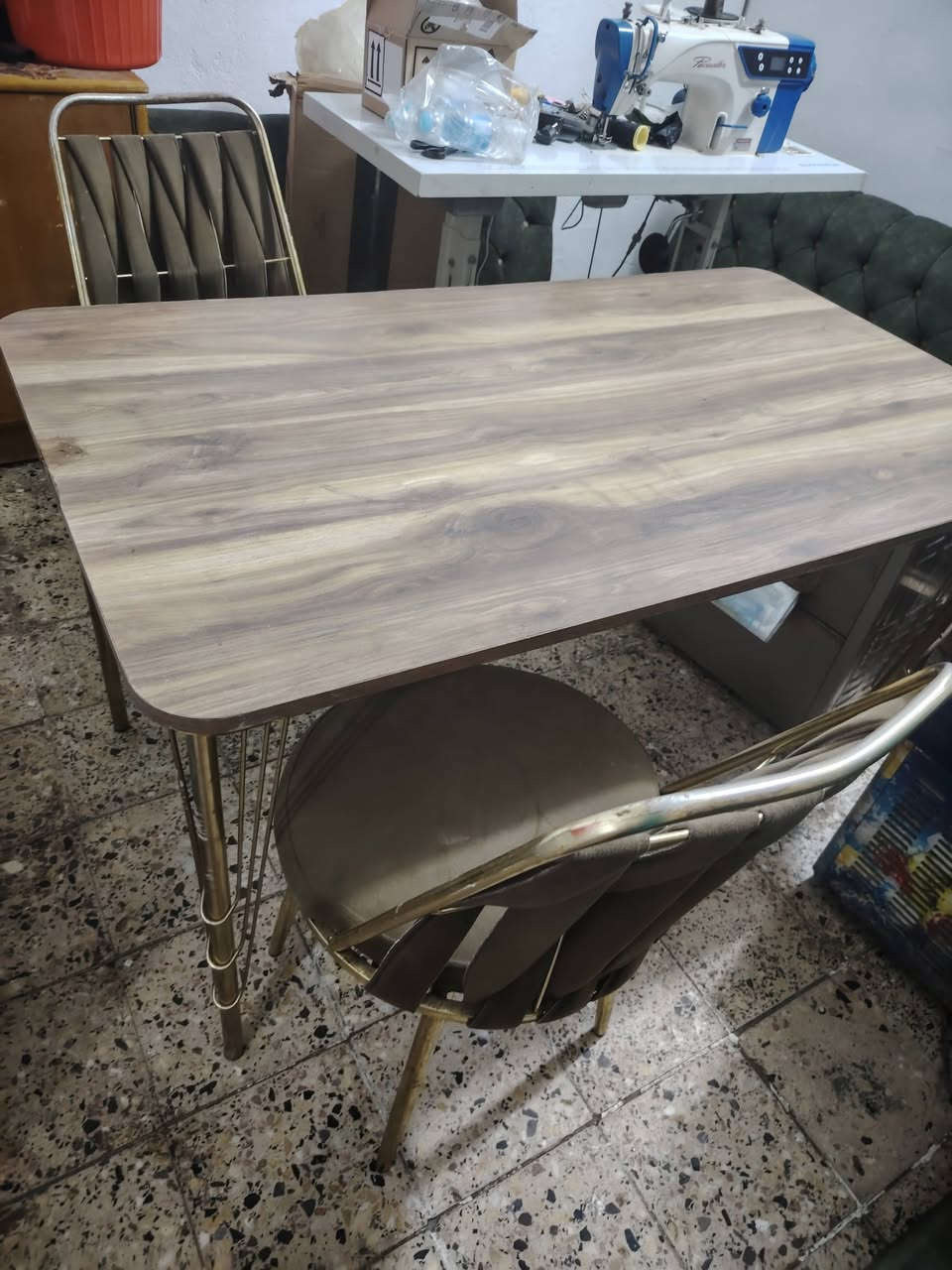 ميز طعام مع ٤ كراسي سعر ٧٥ الف


**إذا كنت صاحب هذا الإعلان وتريد حذفه لأي سبب، رجاءا أرسل رسالة إلى الدعم الفني**