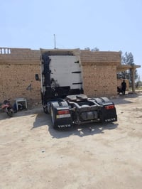 يا الله سلام عليكم للبيع فالفو شخاطه موديل 1995 كير 3×3 مكينه 420 قمار...