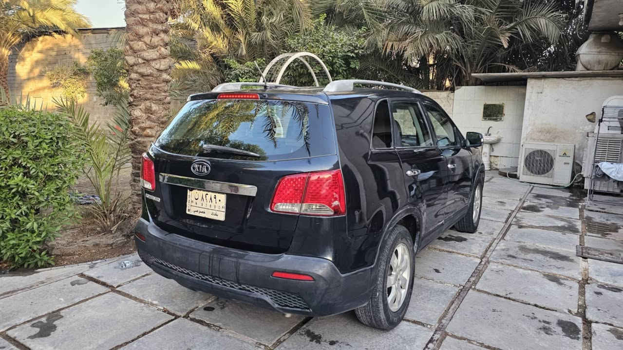 كيا سورنتو ٢٠١٣ رقم بغداد رقم دولي جديد 
للبيع  ١١٥ ورقه 
ماشية ١٦١ مايل 
محرك GDI ٢٤٠٠ 
محرك و كير خير من الله 
دفع رباعي 4×4
صدر جيد جدا 
تبريد ثلج قطعتين 
سيارة ٥ راكب 
دوشمة جديدة جلد 
شاشة حجم كبير فول مواصفات
ويل كب 
اشاير مري 
مانع منحدرات 
مانع انزلاق
نظام ايكو  
تحكم ستيرن 
بالعراق بنيد  طاير على بداية قمارة مصلحة  سيارة مصبوغه حزام    
بداية القمارة جمالية بسبب الجراد بدون دواخل و بجم كبس  حادث امريكا  بابتين عكس سايق و ربع باب سايق فقط
***********
