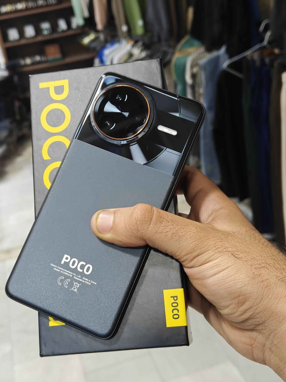 يارزاق
 متاح بوكو اف7 الترا
  ذاكرة  512/12
غراض كامله/مستخدم شي بسيط
ببجي 120 فريم
 معالج سناب دراكون8 ايليت
 السعر  690
 *********** 
***********
 مكاني محاويل يتوفر توصيل بابل كربلاء كربلاء, العراق
