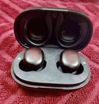 ايربود • ساعة كاسيو هدية • توصيل لجميع المحافظات