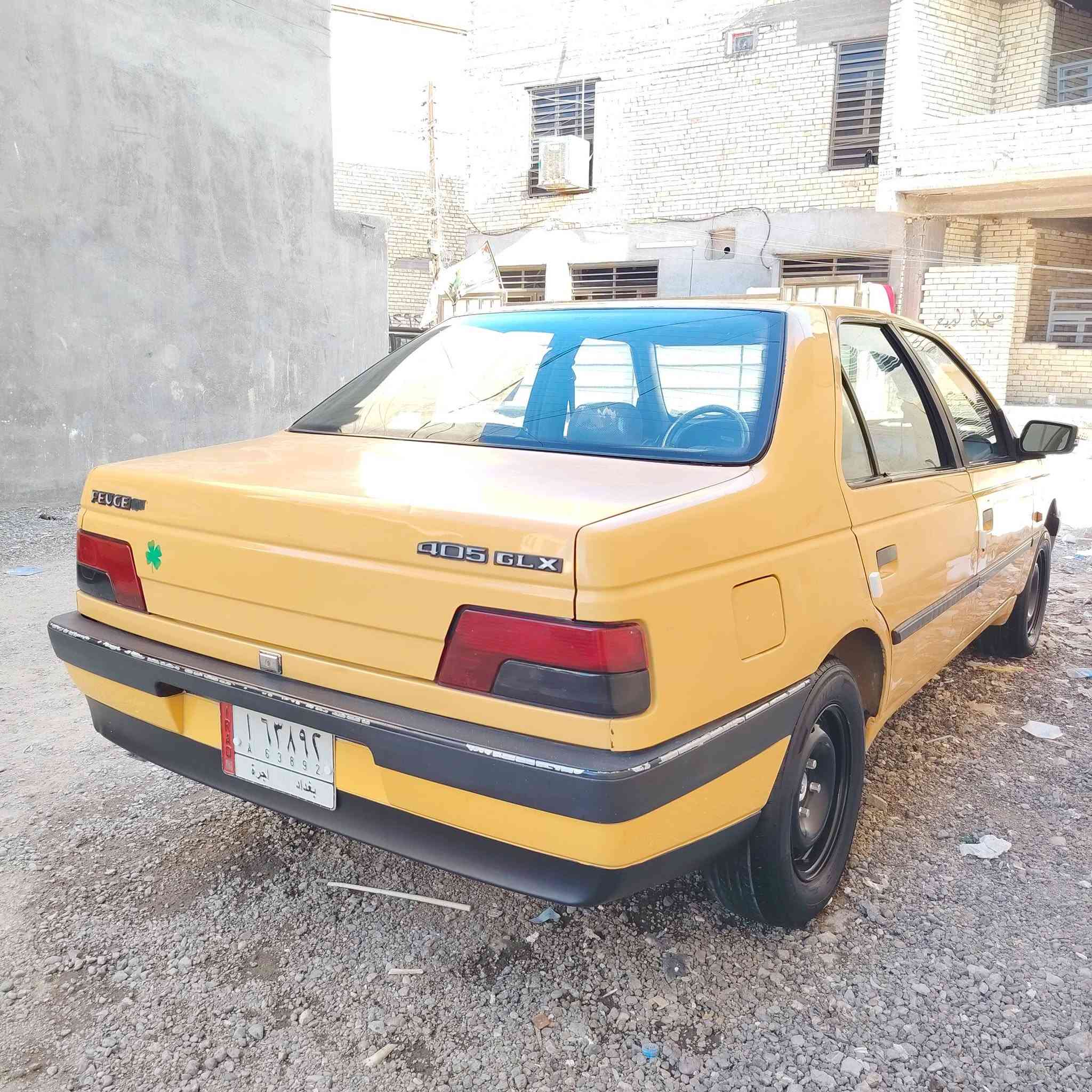 سلام عليكم بيجو مديل 11 امصفره هيئة وغرامات سنويه لل27  تحويل مباشر السياره مكفوله من ضربه وتبديل 
صبغ جاملغ خلفي بدون ضربه جديده وبل عافيه عل ياخذه لوك مكينه كير مكفولات كهربائيات كله شغاله عل ابلاد 
سنتر لوك شغال تبريد شغال شرط ثلج ❄ تخم تاير جديد
باتري جديد امدوشمه ارضيه وكشنات السياره ابلاديه غرفتهة 
جديده كلش ونصبتهة اتخبل ما مشتغله تكسي ابد 
عنواني بغداد الامين السعر 33$ وبيه مجال 

***********
