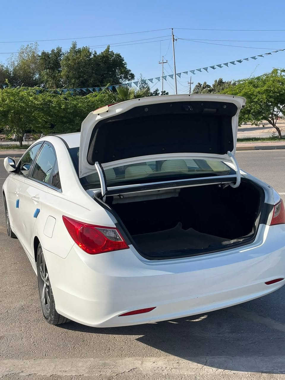 � للبيع – سوناتا موديل 2014
متوفر الآن سوناتا موديل 2014، السيارة دخول جديد وبحالة جيدة جداً، مناسبة للاستخدام اليومي.
🔧 كص
🧰 أدوات السيارة جديدة لك لك (كسر كارتون)
🎛 تحكم إستيرين
🛞 تخم تايرات جديد
❄️ تبريد شغال وممتاز
⚙️ كلشي بيها يشتغل بدون أي مشاكل
السيارة متوم كامل شمالي وحالتها جداً طيبة،
والسيارة أحلى من الصور بهواي وتشوفها على الطبيعة تحكم بنفسك.
💰 السعر: 58بيه مجال بسيط
📍 المكان: صلاح الدين سامراء
📞 رقم الهاتف: ***********
