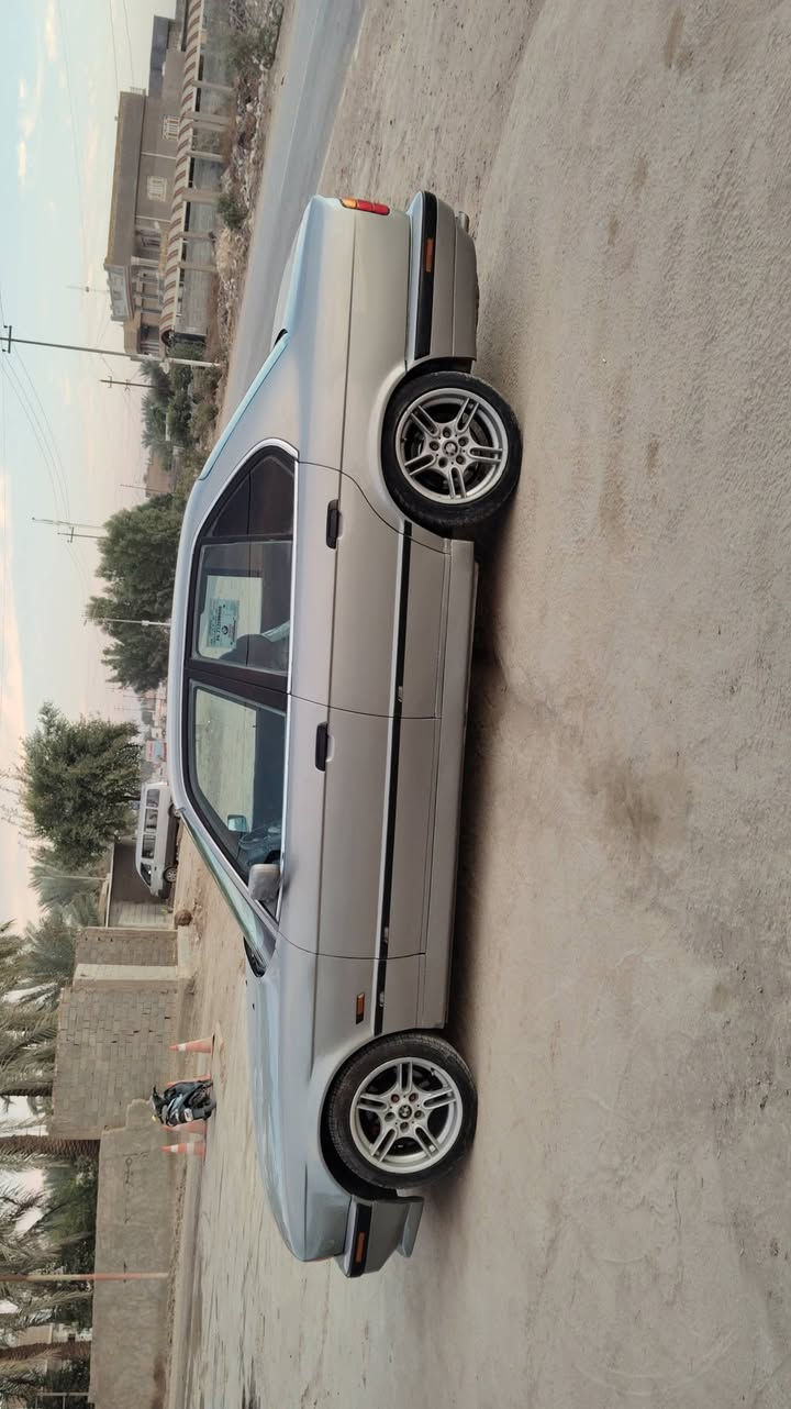 السلام عليكم نوع BMWموديل 93رقم اربيل وكاله عامه باسمي /////السياره گير مكينه اكسل شرط //حداديه نص عمر //بدون حادث مصبوغه جماليه مكاني بابل جمعيه  السعر (77)وبيه مجال لطيبين ماعجبك السعردواخل جلد فقط البطاين الخلفيه نص عمر تحياتي لجميع *********** (صلي على محمد وال محمد) 525مسكر تك فانوس
