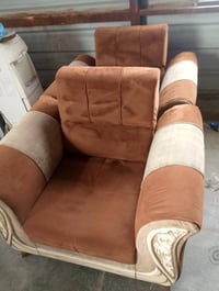 تخم تركي • ١٠ مقاعد • نضيف