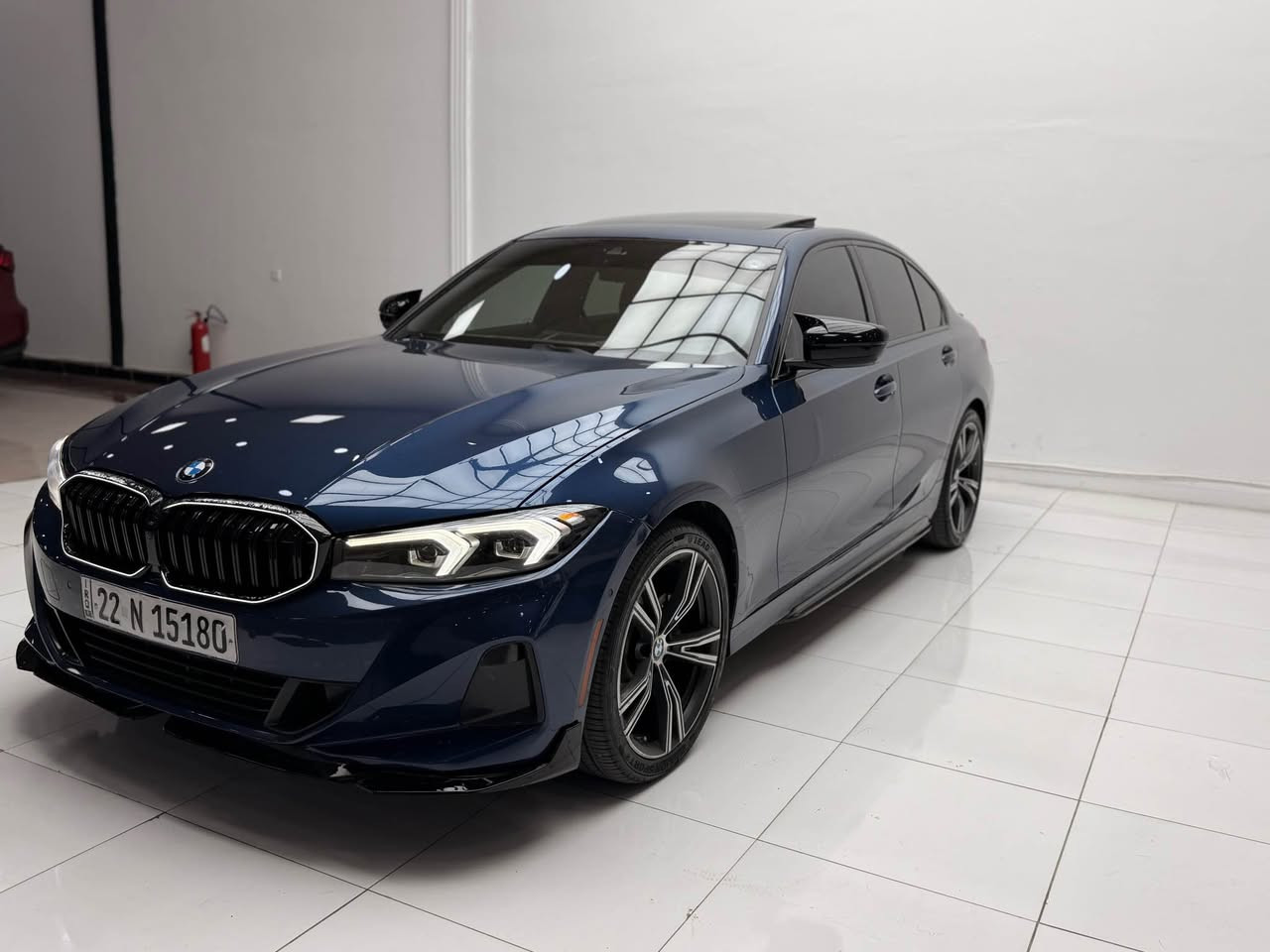 BMW 330i Xdrive Luxary 
بجم كبس ارباك تكمه فقط ✅
سياره لون مميز ازرك 💙
مواصفاتها :-
5 كامرات 📷
داتاشو 
داخل قيسي بلادي 🧡
سماعات هارمان كاردون ✅
سياره شاشه كبيره متصله .
تخم تايرات جديد ✅
حداديه جديده ✅
صدر جديد ✅
حادثها سياره صفحه السكن فقط ✅
بيها كتاب تضليل 80%  🏴
هزه ورقم جديد ✅
جاهزه علا اخر برغي ✅
عنوان اربيل 📍
*********** رقم تلفون
السعر278$💸 أربيل, العراق
