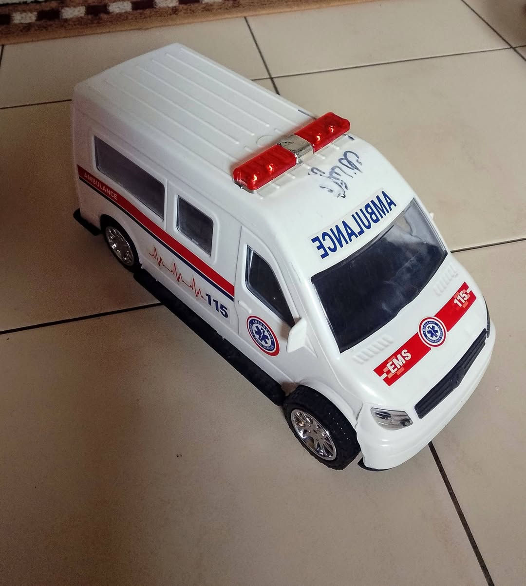 سلام عليكم للبيع لتفيده خلي سعر أو بل عافيه


**إذا كنت صاحب هذا الإعلان وتريد حذفه لأي سبب، رجاءا أرسل رسالة إلى الدعم الفني**