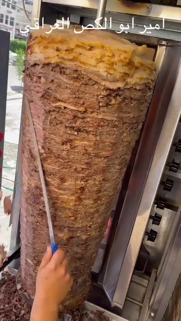 عيش التجربة 🔥😋 الطعم الأصيل 
امير ابو الكص العراقي 
الحريه شارع العريض مقابل الكوخ 
يوجد خدمه التوصيل ع تطبيقات توترز و طلبات
و بلي وتوصيل داخل الحريه ع ***********
