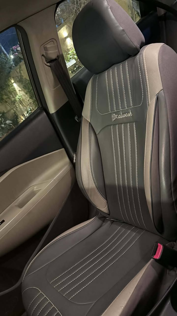 كيا ريو ٢٠١٥ مكفولة من الحادث بيها بارد بل بنيد   وللجاملغ الخلفي صفحت اليسره بي صبغ وبارد بل باب الخلفي جوه اليده  ولباقي مكفوله كفاله عامه 
گير ومحرك مكفولات 
حجم المحرك 1600
رقم سليماني 
السيارة موجودة بغداد / السيدية/ 

بصمة تشغيل
فتحة سقف 
دخول ذكي
مرايات كهربائية تنطوي
نظام ايكو 
شاشة وكاميرا
وباقي المواصفات
السعر ٩٠ وبيه مجال شي بسيط
للاستفسار اتصال على الرقم 
اتصال + واتساب
***********
