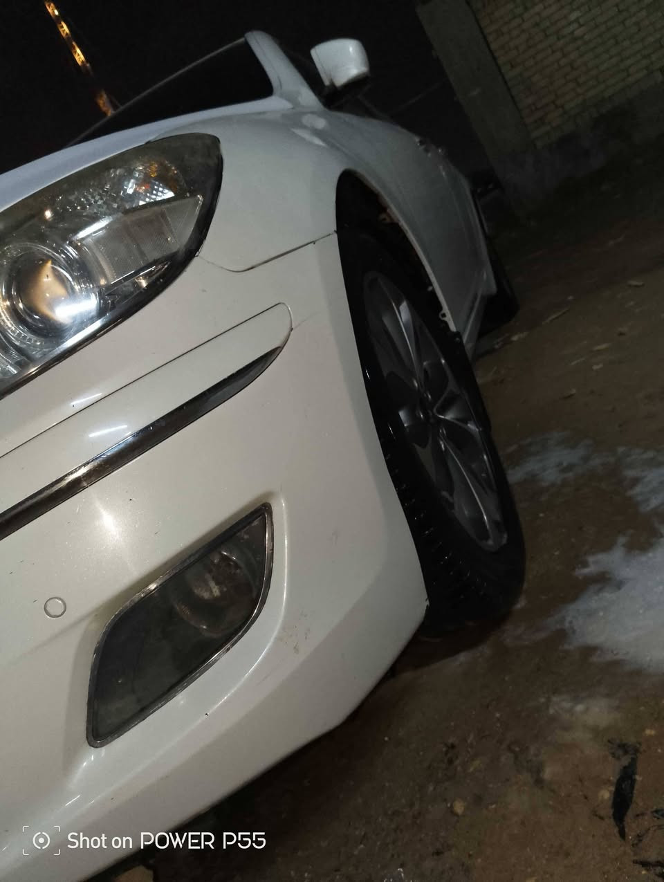 السلام عليكم سياره جننتس 2010 سياره ماكينه وجيرو حداديه كامله سياره نظيفه كلش غرفهي غرفه السياره كامله من كلهن سنويه 27 بغداد الماني وثاني نجف بيع مراوس حسب القناعه دفتر و150 وبيها مجال قليل *********** بي واتساب
