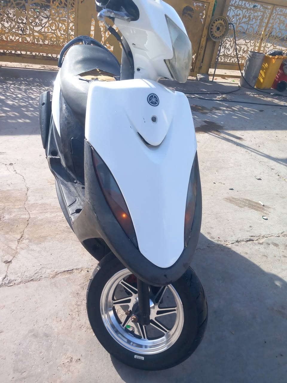 سلام عليكم ماكس عدله للبيع دراجه نضيفه حلوه شلعه شك لكاع بوشه 55 صارنصه رياضي دراجه كامله مكمله أوراق اصوليه للبيع 500 وبيه مجال حك لجيه


**إذا كنت صاحب هذا الإعلان وتريد حذفه لأي سبب، رجاءا أرسل رسالة إلى الدعم الفني**