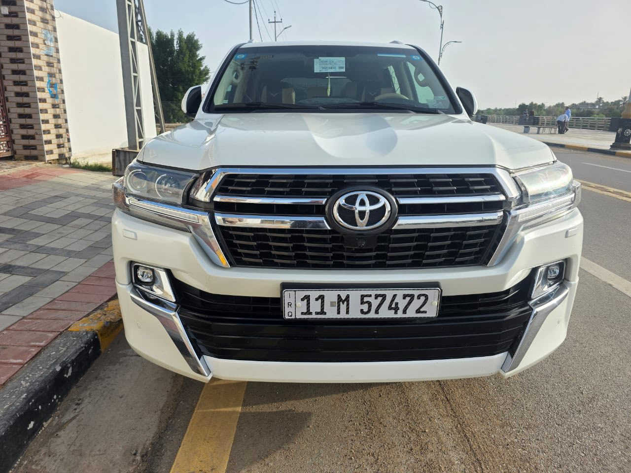 تويوتا لاندكروزر 2021 
بريم 
ماشية 70 الف 
السعر 60 الف 
ترهم مراوس 
للأستفسار 
***********
***********
