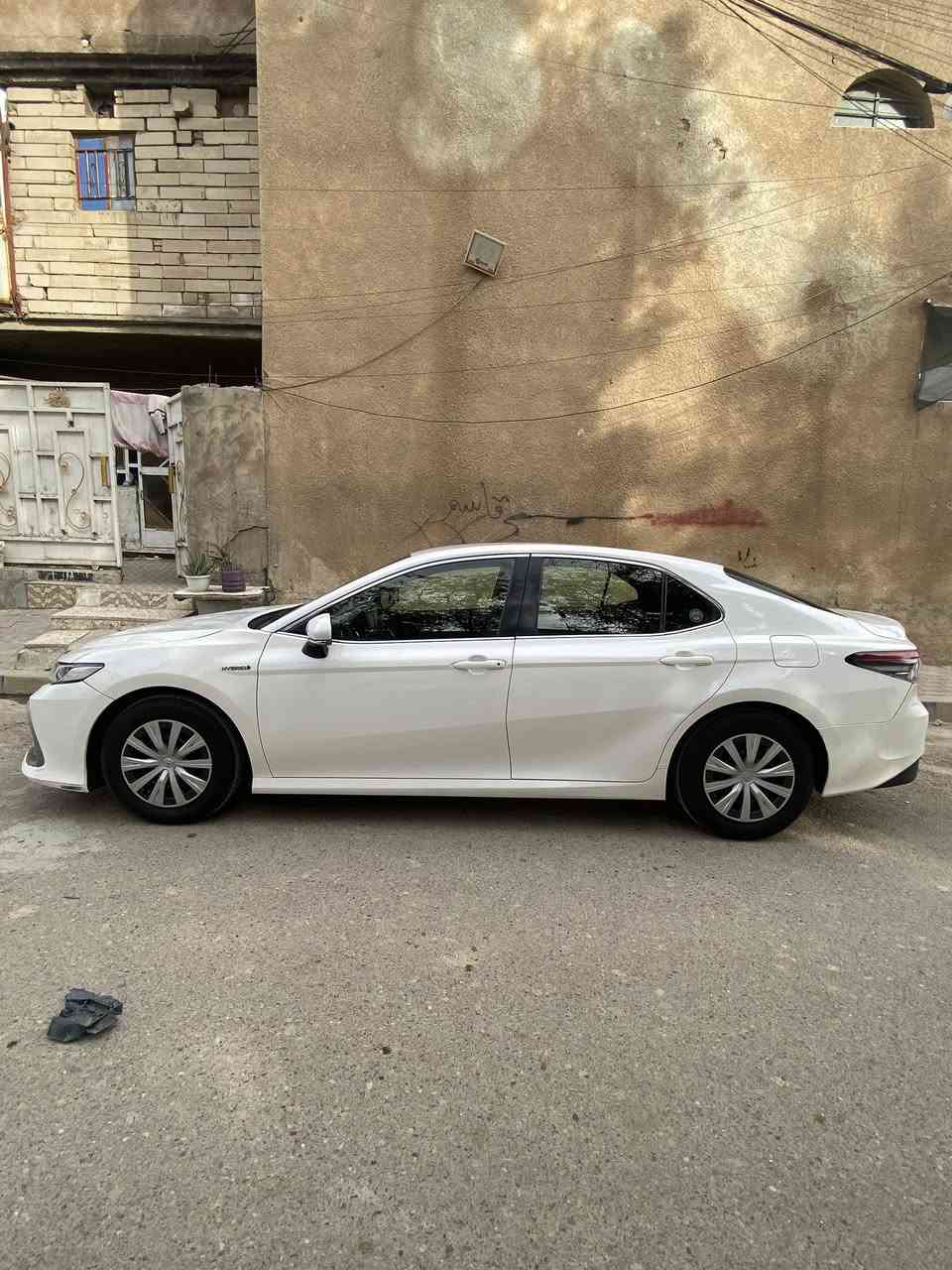 كامري هايبرد تكسي دبي ٢٤ اصل للبيع اصلها ابيض حادثها جاملغ ايمن وبنيد بدون دواخل ماشية ١٦٥ الف حقيقي صدر كير مكينة بطارية تبريد ميكانيك كفالة عامة عليها تخم برجستون 
سعرها ١٦٠ وبيها مجال قليل مستعجل ع بيعتها 

***********
