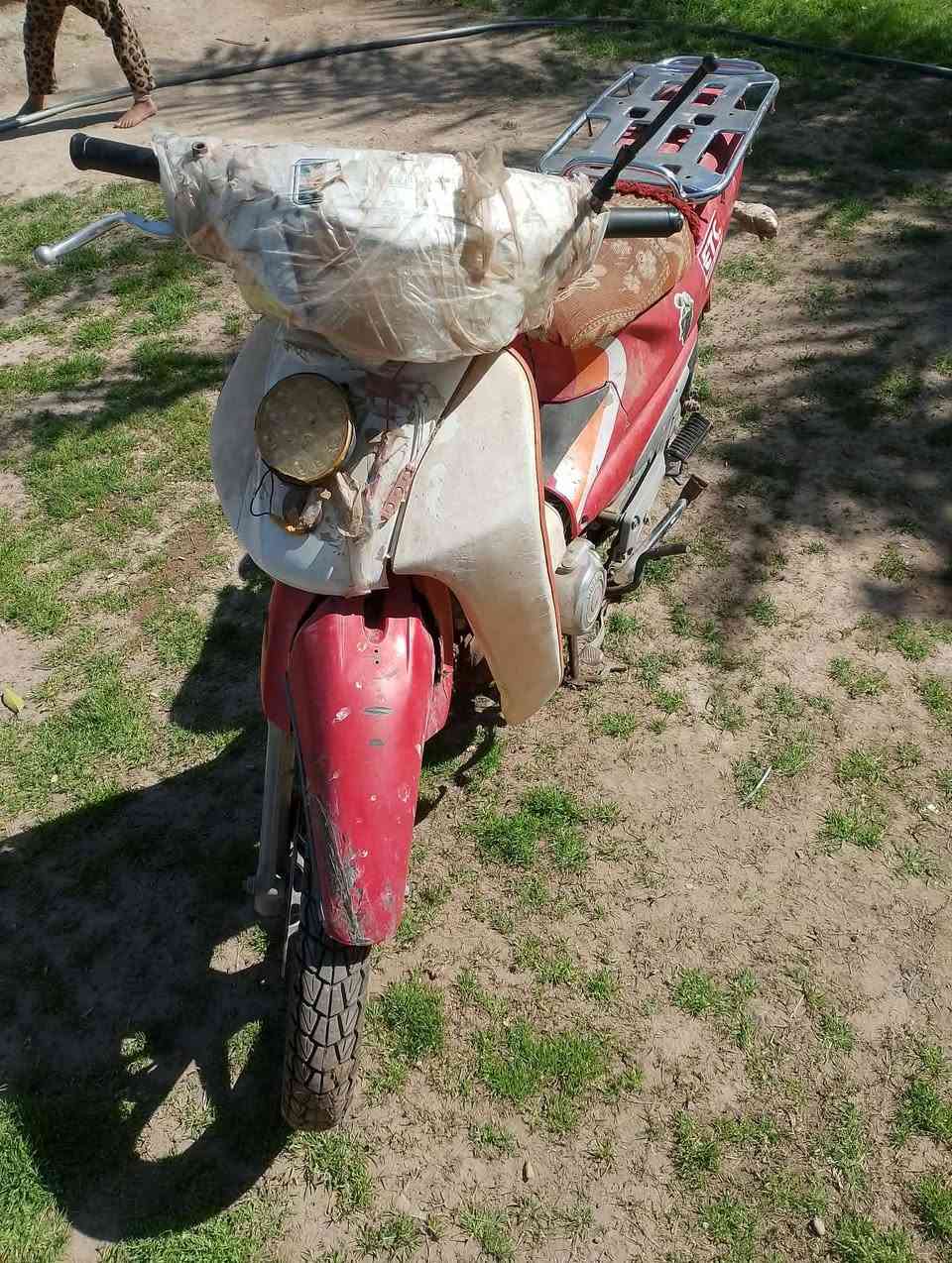 ماطور للبيع يرادله تجفيت فقط... السعر 200... استفسار 
***********
