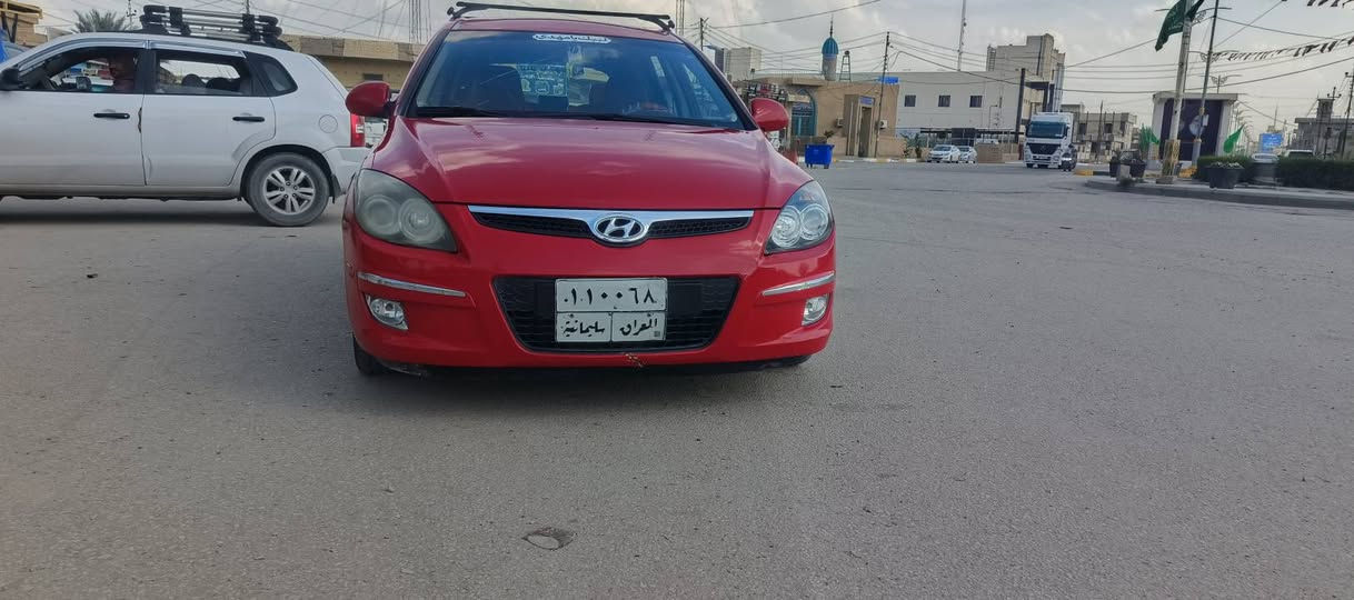 السلام عليكم
النترا تورنج ميديل 2011
مكينه 2000  
مكينة كير تبريد فول
السيارة جاهزة 
وكالة عامة باسمي
حادث موجود بالصور ربع من القمارة
السعر 90
المكان كربلاء المقدسة 
رقم الهاتف ***********
