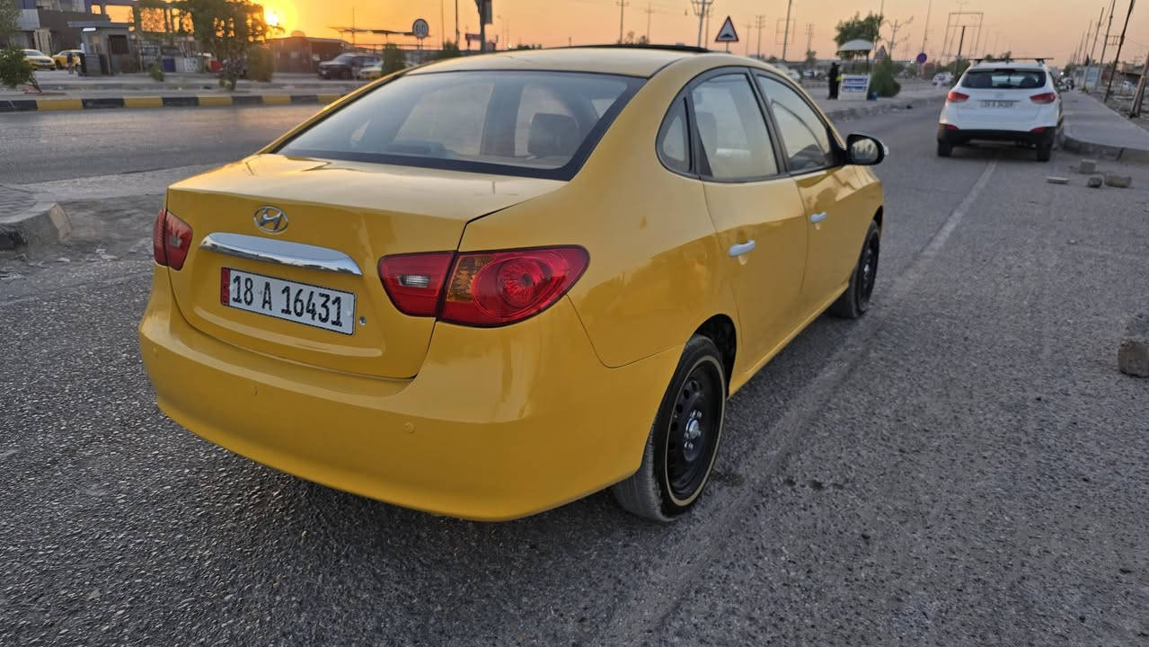 سلام عليكم للبيع الانتره صابونه خليجيه مكينه 2000 موديل11 مكفوله من الضربه بيه دحجه جوه البكلايت اصبعين فول مواصفات فتحه داخل بيجي رقم بابل بسمي سنويه31 مصفره هيئه وغرامات جاهزه مكينه كير تبريد حداديه تخم تاير على الشرط السعر 98 مكان السياره ديوانيه رقم ***********//***********
