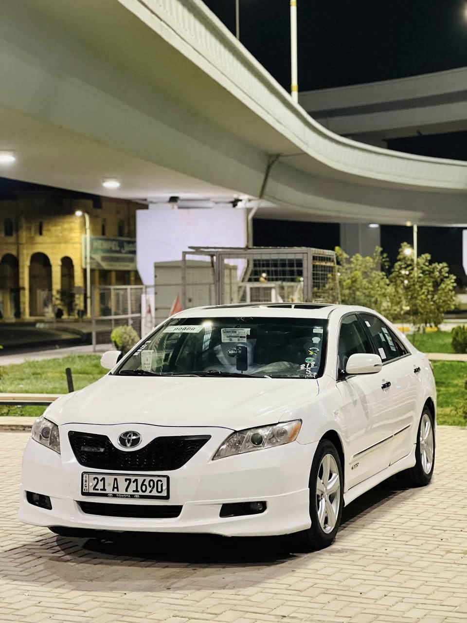 السلام عليكم
للبيع 

كامري خليجي 2008 محرك 2400 

مواصفات GLX 

فول مواصفات سلطنة 

فتحة سقف 

تحكم ستيرن شاشة وكامرة

وحساسات  كشن كهرباء داخل صاج
تبريد قطعتين 

 بردة خلفي ABS بجم زينون 

تخم تايرات صدر بطارية  كله شرط 

السيارة بدون نواقص خير من الله 

وبالعافية على الياخذها 

السيارة بيها بنيد مبدل بدون قطرة داخل  وجوا تريشه باب السائق كلير أثر شخط والباقي مكفولة كفالة عامة 
رقم سليمانية الدولي سنوية كله جديد 
شرط التحويل والغرامات  
العنوان / تكريت 
*********** خابر وبخدمتك
