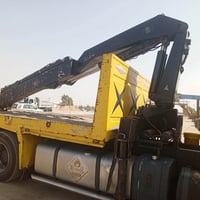 كريم إيهاب • شاحنة