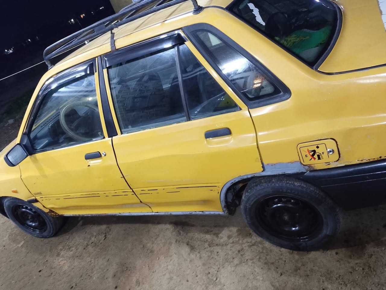 السلام عليكم سايبا للبيع موديل 2010 محرك وكير وتخم تاير صدر امامي وخلفي جديد شواصي بلادي سنويه لـ2030 مصفره هيئه وغرامات بسمي العنوان بغداد التاجي  السعر 25 وبيها مجال رقم الهاتف 
***********
***********
غير متواجد ع فيس اتصل ودلل
