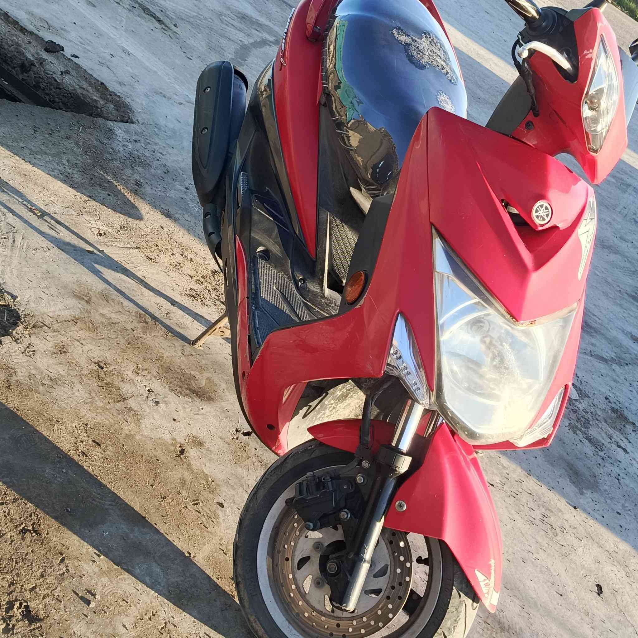 سكنس فحل LED الدراجه كفالة عامه  ياباني اصل ستان حساس دراجه كامله مكمله شوفة عينكم للأستفسار ‏‪***********‬‏
(سعرها 12)
