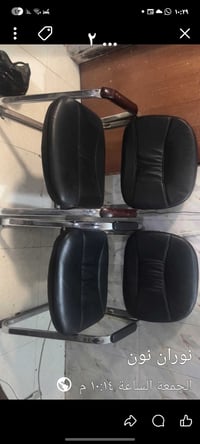 كراسي • عدد ٢