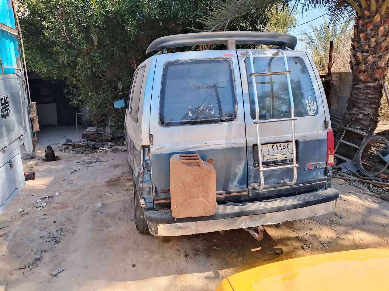 بسم الله الرحمن الرحيم  سلام عليكم  سياره فان استره للبيع مكينه بلاديه وبيهه كير عادي  السياره شقاله المكان كربلاء  للاستفسار ***********وبي واتساب
