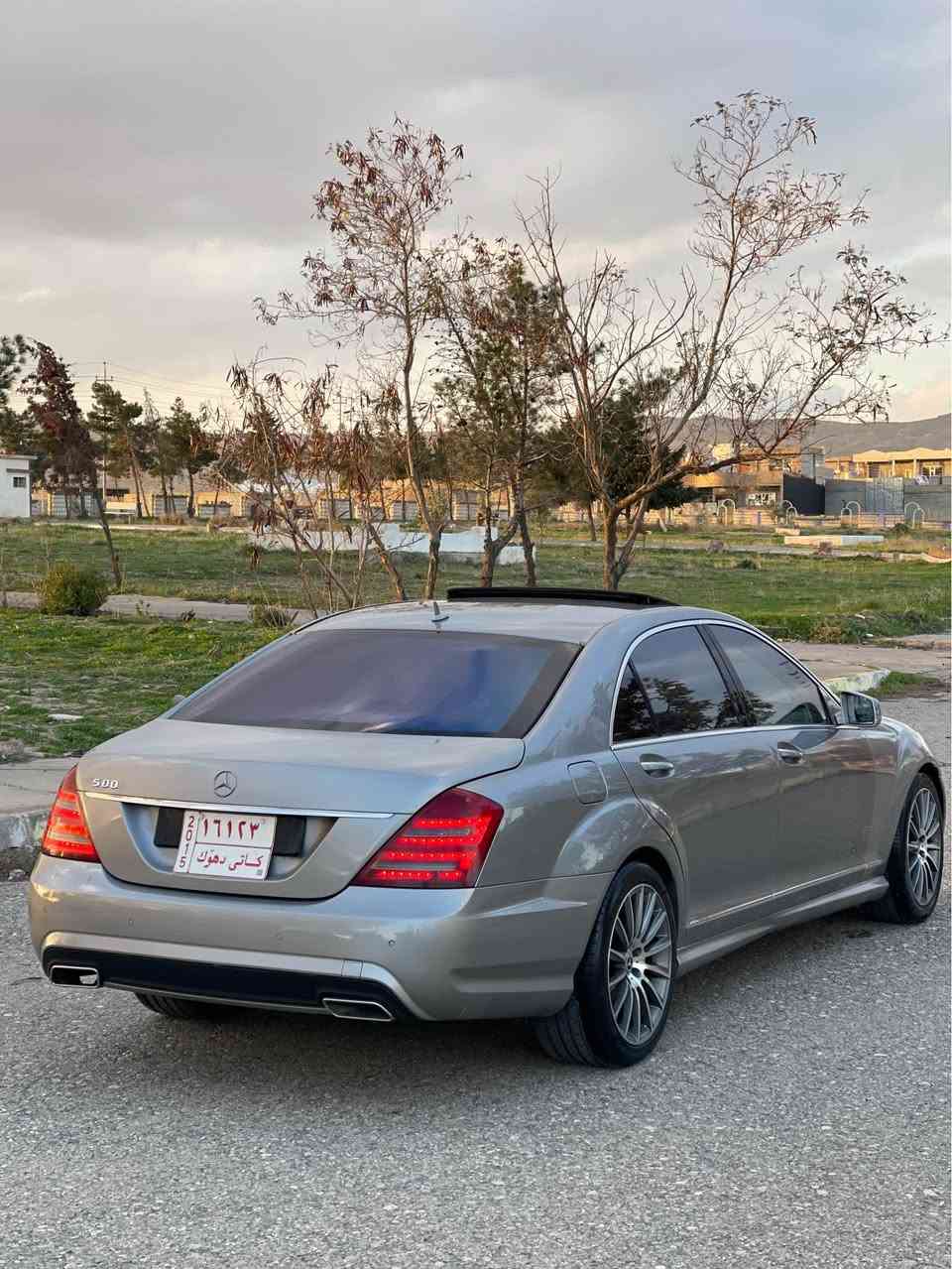 نرخی ۸۲ گەڵا و کەمێک مەجال💵
📞***********
📞***********
مارسيدس بێنز  S-500 مەنەفێست , دوبەی ساغ ساغ📦
مۆدێل ۲٠٠۹ ، فوول مواصفات ، V8 🚀
گێڕ و مەکينە بەشەرت ، کارەبايی بەشەرت  ✅
سەيارەيەکی زۆر جوان و پاکە ، دەعم و لێدراوی نيە يەک پارچەی پەمپە ،  دەرگا لارج .
سەيارەکە ساغە دوبەيە✅☑️
نرخی ۸۲ وەرەقە و کەمێک مەجالی تێدايە💰
ناونيشان : کۆيە 📍 كويسينجاك, أربيل
