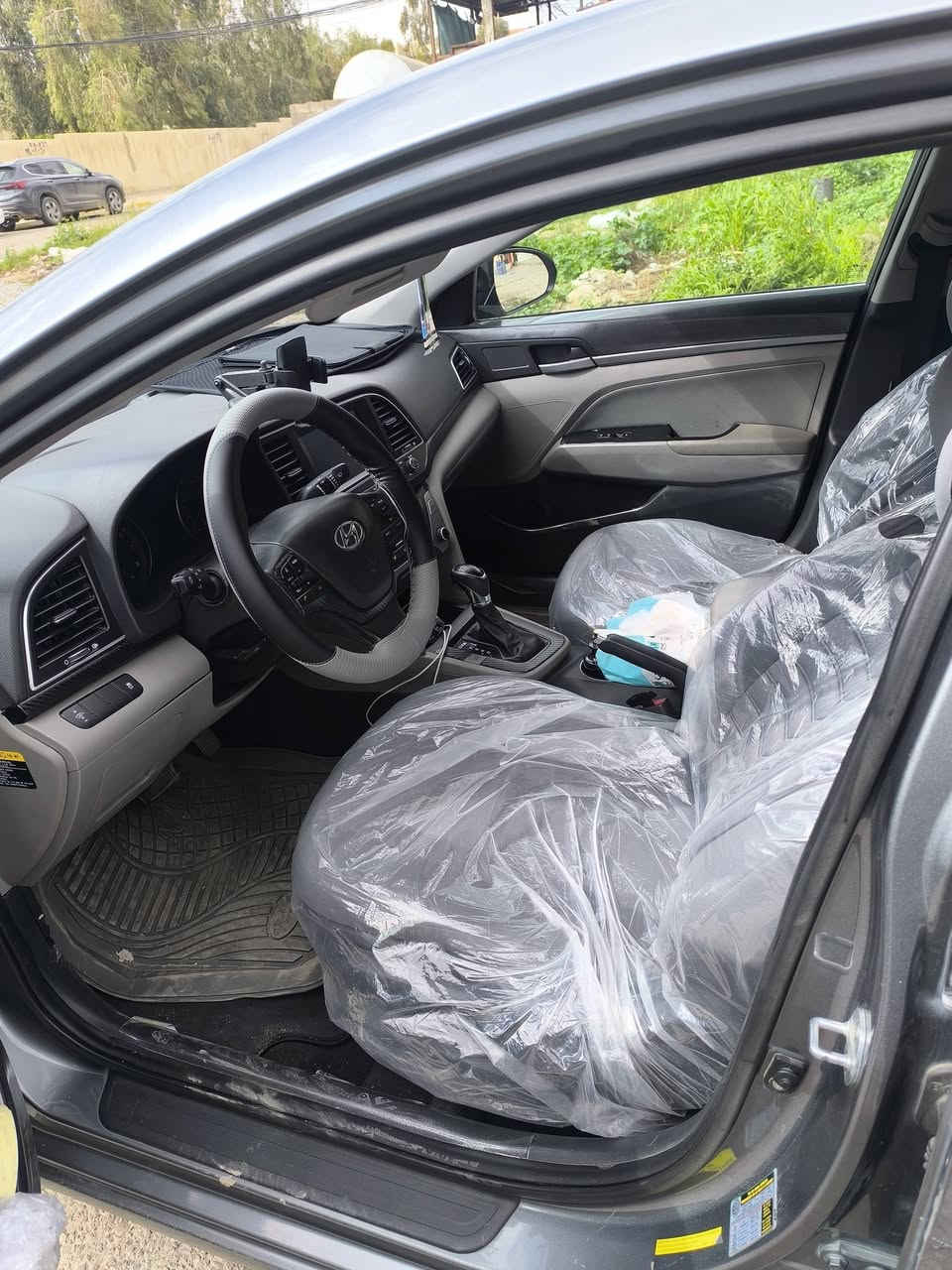 للبيع: النترا 2017 وارد أمريكي 🇺🇸
الموديل: 2017
الوارد: أمريكي
المواصفات: نص فل
الكير : أوتوماتيك

الحالة:
حادث سابق (بوند)
جاملغ (شاصي مدفوع فقط )
كير ومحرك شرط ✔️
طخم تاير جديد كوري الاصلي
رقم اربيل 

السعر 125 
الموقع موصل 

للتواصل(***********1) (***********)
