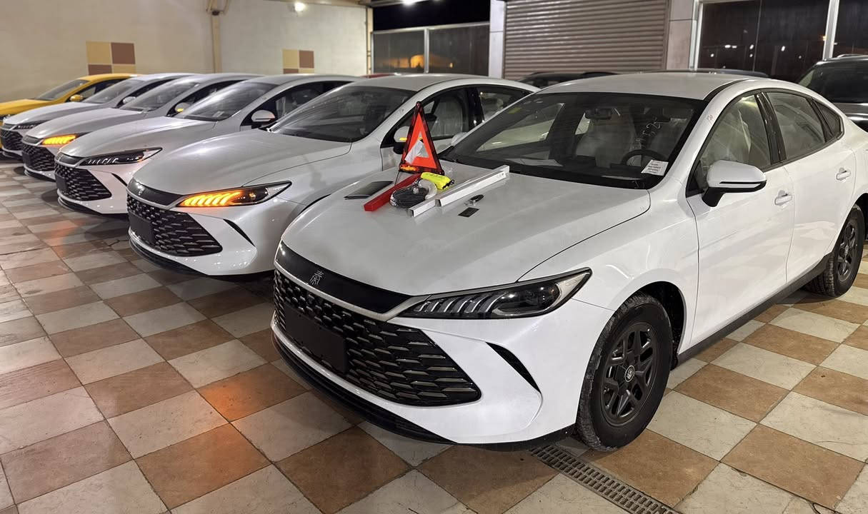 السعر 🔥 🔥BYD QIN PLUS ابيض والداخل ابيض 

صافي بدون دلاليه🔥
    
اليوم العرض نار 🔥🔥🔥🔥

عرض خاص لزبائنا الكرام 

  🛑أنتبه اللون الابيض مع بصمه وكارت وجميع العده 🛑

تعلن شركة الحسناوي لتجارة السيارات 

عن توفر سيارة بي واي دي

BYD QIN PLUS  2025. اللون الابيض

📜 اليكم المواصفات 

🚘 زيرو

🚘 موديل 2025

🚘 حساسات خلفيه

🚘 حجم المحرك 1.5

🚘 شاشه اصليه + دواره

🚘 كامره خلفيه

🚘 هند بريك كهرباء

🚘 دشبول شاشه ديجيتال

🚘 اوتو هولد

🚘 مفتاح التشغيل بصمه 

🚘 تشغيل عن بعد

🚘 تحكمات مقود

🚘 اوامر صوتيه

🚘 منفذ طاقه

🚘 منافذ شحن 

🚘 مقود جلد حياكه 

🚘 دخول ذكي

🚘 3 وضعيات قيادة

🚘 اشاير بل مري

🚘 تتسع المقصورة ل 5 ركاب

🚘 المقاعد جلد رياضي

🚘 اريل نفكيتر

🚘 اناره داخليه LED

🚘 لد امامي LED

🚘 بك لايت LED

🚘 قطعتين تبريد

🚘 مثبت سرعة

🚘 حجم الاطار 16

🚘 مانع تزحلق

🚘 شاحنه خلفية  

🚘 كير ماوس 

البطاريه ليثيوم  الاقوى والاطول عمرا في عالم الهايبرد

🔴انتباه اللون الابيض مع بصمه وكارت  🔥🔥 

      السعر  🛑 🔥🔥

عراقي وتستلم صافي بدون دلاليه 

📍بابل الحلة طريق النجف بداية شارع 80

شركة الحسناوي لتجارة السيارات

——————————————-

اوقات الدوام من 10 صباحا الى 8 ليلا

————————————————

للأتصال ☎️

محمد الحسناوي  :  ***********

⚠️⚠️ملاحضه : نضام البيع نقد فقط⚠️⚠️

— في ‏بابل الحلة‏.
