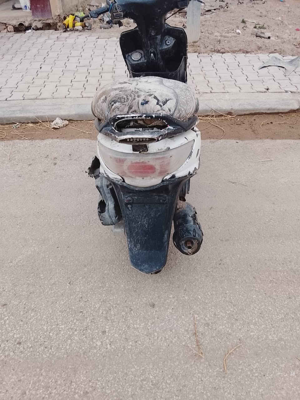 يا الله
للبيع دراجة كايمكو جي فور كهربائياته شغاله باتري جديد بي خيط تبخير السعر 150 وبي مجال بسيط العنوان الرمادي التواصل على الرقم ***********
