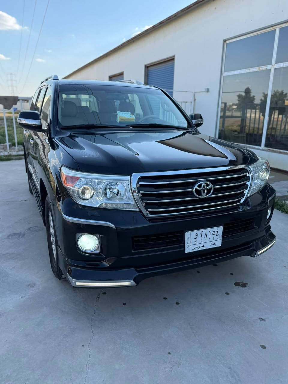 سلام عليكم للبيع لاندكروز اسود 2015 جديده حيل رقم بغداد بيها بارد شويه بلجاملق بس فقط فطيم اصل 6سليندر 7 مكفوله من المكينه ول اكسيل تبريد شقال مسجل اصلي مال ال 15 مكانها بغداد الرشديه السعر 415 وبيها مجال


**إذا كنت صاحب هذا الإعلان وتريد حذفه لأي سبب، رجاءا أرسل رسالة إلى الدعم الفني**