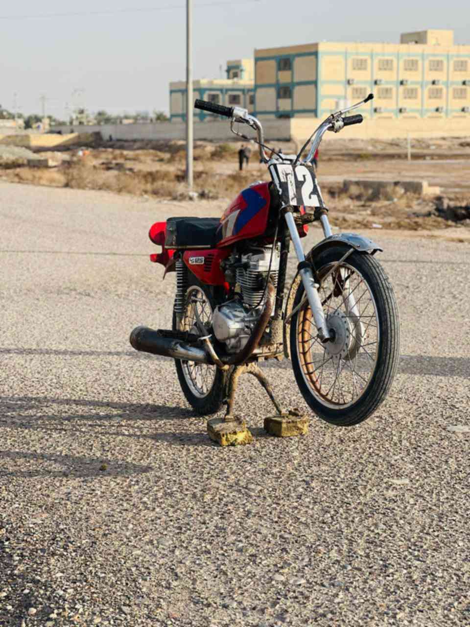 دراجه نامه شاصي بوريه ضعيفه مكينه ٢٣ مجفته مره وحده دراجه خير من الله شلعه ومعدل فول دراجه بلاد ماغده التانكي عندي مدكر الوره وسله لبلاد الدراجة ادوات مكفولة بل سرقة بل عشاير السعر 450بيها مجال المكان الثغر


**إذا كنت صاحب هذا الإعلان وتريد حذفه لأي سبب، رجاءا أرسل رسالة إلى الدعم الفني**