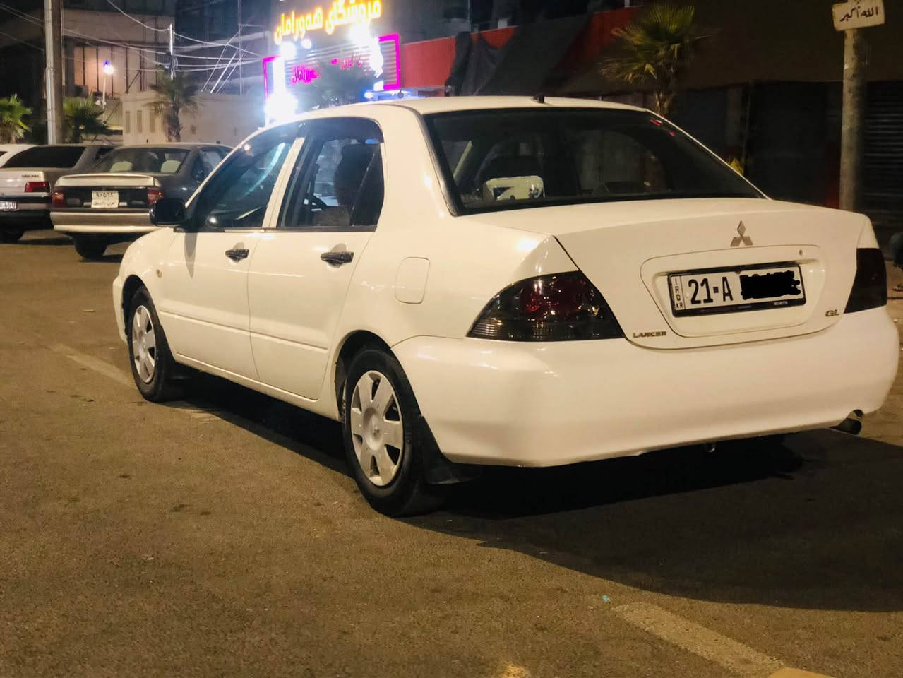 لانسر ٢٠٠٧ گێر ئۆتۆماتیک  مەکینە بچووک  ڕەقەم سلێمانی سەنەوی تازە تا ٢٠٢٩  سەیارەیەکی خاوێن ھیچ لێدراوێکی نیە تەنھا بۆنید و دەعامیەکانی بۆیاخکراوەتەوە  چوار تایەی تازە تەبریت مەزبوت شاشە ئایپادو کامێرای دواوە سەدری مەزبووتە و ھیچ تەقەو رەقەیەکی نیە گێر و مەکینەی بەشەرت نرخی ٨٣ گەلاو و کەمێک مەعمەلە 
0770 041 99 09 كالار, السليمانية
