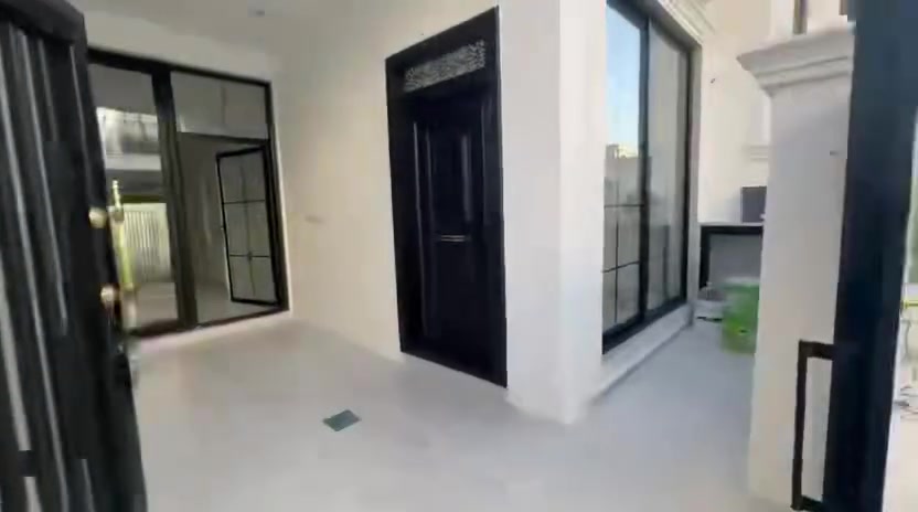 دار للبيع 100 متر  صفر حديث طابقين فول مواصفات  
كركوك اموزاكان موقع جدا 

سعر 125 وبي مجال. 

4 غرف نوم 

للاستفسار *********** او *********** او زيارة المكتب ارو
