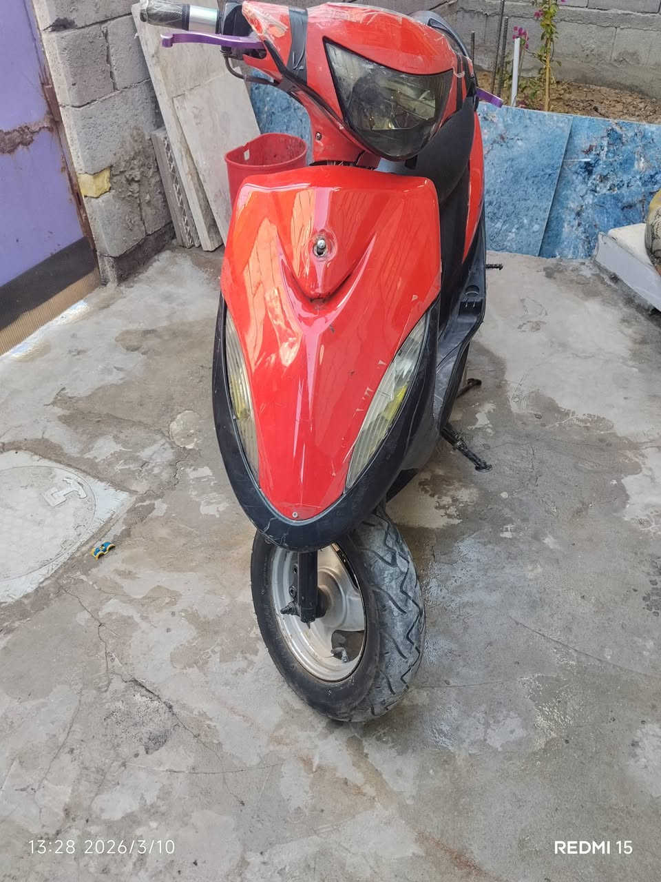 السلام عليكم دراجه ماكس البيع مكاني جزيره سعره 405 وبيه مجال***********
