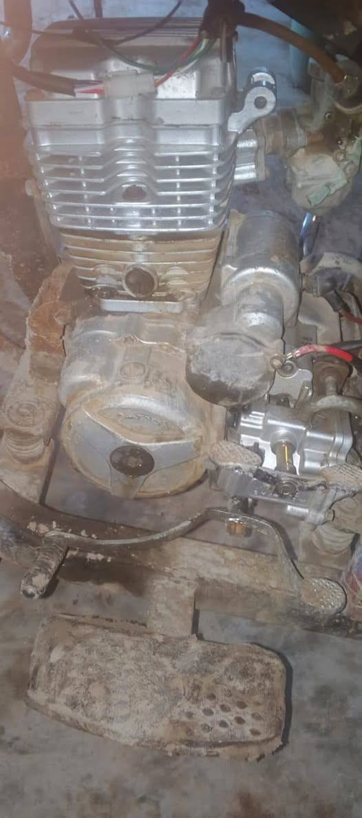 ستوته دايوان للبيع مديل 13 كهربائيات كله شغاله عوزه بس باتري باتريه تعبان مكينه ناعمه تخبل تايرات كلهن جوبلس ستوته خير من الله سعر 650 وبيه مجال مكان بغداد نهروان رقمي ***********
